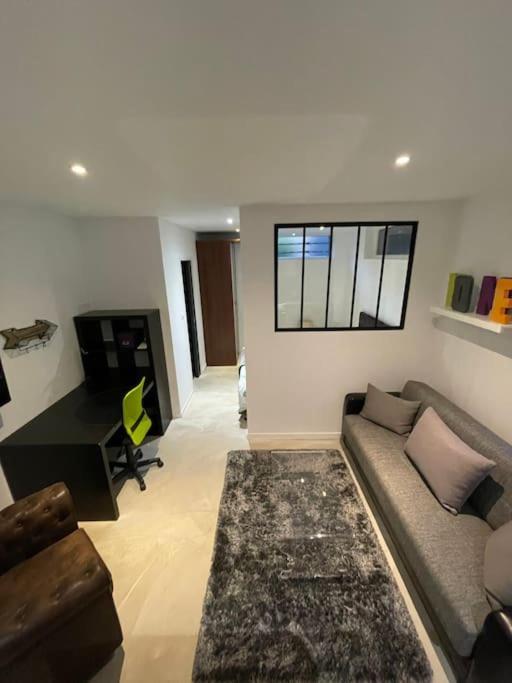 Industriel Loft Neuf Avec Parking Prive *